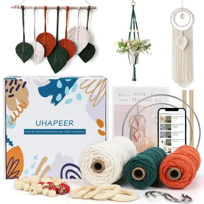 Immagine prodotto di Kit per realizzare decorazioni in macramè, con filo di cotone da 3 mm, colori naturali e vivaci, perle di legno e anelli, ideale per principianti