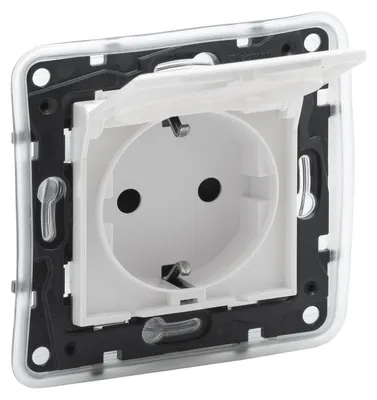 Productafbeelding van Legrand Niloé Step, geaarde stekkerdoos, IP44, kinderbeveiliging, kleur: ultrawit, 1 stuk.