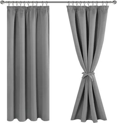 Productafbeelding van Famanu verduisterende gordijnen - ondoorzichtig - met plooiband - grijs - 175 x 140 cm (hoogte x breedte) - 2-delig