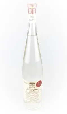 Produktbild von Obstbrand 1979 Gerasdorfer 1,5 l Maschanska Apfelbrand Auslese