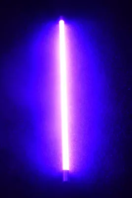 Produktbild von 6019 LED VISION Leuchtstab matt 153cm Ø38mm schwarze Kappe pink