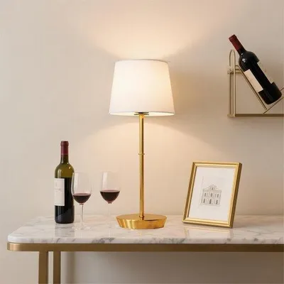 Productafbeelding van Draadloze Tafellamp - Goud - 40 cm / 25 cm - Oplaadbare Dimbare Lamp met Afstandsbediening - Voor Slaapkamer en Woonkamer