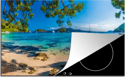 Produktbild von KitchenYeah© Herdabdeckplatte Strand - Meer - Boot - Mallorca , 83x51cm, Küche Deko, Glaskeramikkochfeld Herdabdeckung, Abdeckplatte fùr Kochfeld