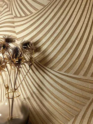 Produktbild von NEWROOM Tapete Sadou Gold Vliestapete - Modern Fächer Linien  Germany