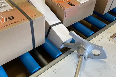 Produktbild von Axis Line Paketstange, Aufsatz für Teleskopstange, um Pakete zu ziehen