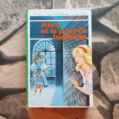 Image de Caroline Quine - Alice et la poupée indienne