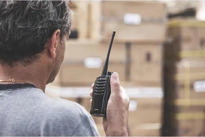 Obrázek produktu pro Poloprofesionální vysílačka PMR446 s 32 kanály