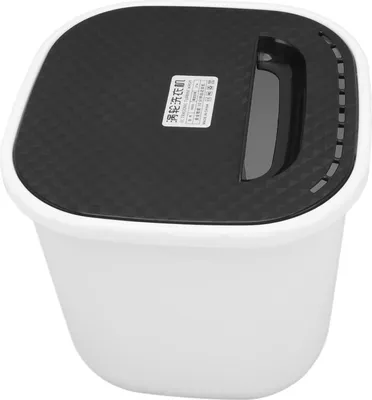 Image de mini machine à laver 6L Rotation avant et arrière Alimentation USB Arrêt automatique Mini machine à laver portable pour sous-vêtements