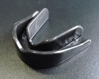 Produktbild von Orkan Zahnschutz  Germany schwarz ohne Box