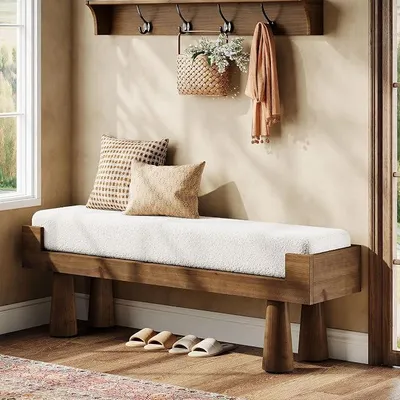Imagen del producto de Banco tapizado con patas de madera maciza