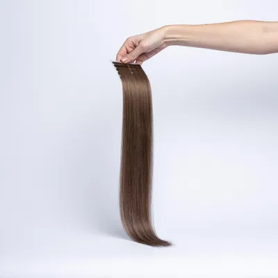 Produktbild von chaarmant Tape In Extensions Invisible Echthaar 55 cm 25 g – Haarverlängerung #6 Hellbraun
