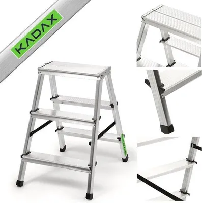 Obrázok produktu pre Hliníkový skladací rebrík s protisklzovou úpravou do 125 kg pre domácnosť a záhradu