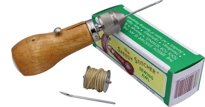 Produktbild von Handnähahle mit Holzgriff (incl. 1 Spule Garn)