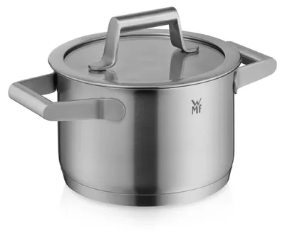 Imagen del producto de Olla para carne con tapa, línea COMFORT, marca WMF, de 16 cm, fabricada en acero inoxidable