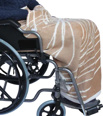 Produktbild von SENIORI Rollstuhldecke Decke für Rollstuhl warme Beindecke für Rollstuhlfahrer 4. Braun - Linien