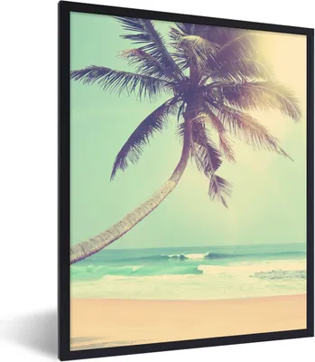 Produktbild von MuchoWow® Gerahmtes Poster Retro - Palme - Sonne - Sommer 60x80 cm - Poster mit Schwarzem Bilderrahmen Wandposter Rahmen Foto Bilder - Premium - Wanddeko Wohnzimmer