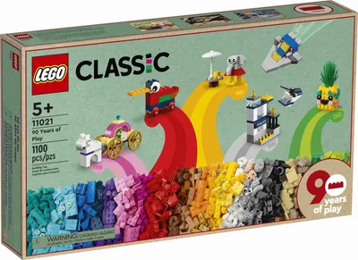 Produktbild von LEGO 11021 Classic 90 Jahre Spielspaß Set, Bausteine-Box mit 15 Mini-Modellen legendärer LEGO Spielzeuge, inkl. Zug und Schloss, Konstruktionsspielzeug