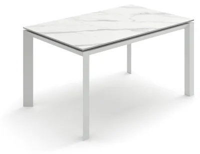 Immagine prodotto di Tavolo Allungabile Account 24, Top in Vetroceramica Marmo Calacatta Opaca, Struttura in Metallo Verniciato Bianco, Dimensioni 140/220 cm