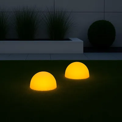 Produktbild von MeLiTec Solarleuchte 2er-Set - farbige Bodenbeleuchtung für Garten, Balkon & Terrasse - Solar-Bodenleuchte mit Farbwechsel bis 8h Leuchtdauer - inkl. Akku - Kunststoff - rund, flach - LK18 : Halbkugel Form: Halbkugel