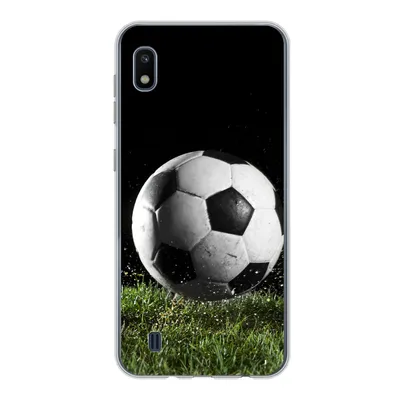 Produktbild von MuchoWow® Handyhülle Schutzhülle Hülle für Samsung Galaxy A10 Fußball auf der Wiese Silikon Softcase Handy Hülle - Schutzhülle