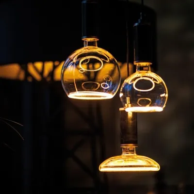 Produktbild von Segula LED Floating Globe 150 gold E27 6W 1900K dimmbar