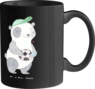 Produktbild von Mr. & Mrs. Panda Kaffeetasse Fußballtrainer Erfolgskick - Schwarz - Geschenk, Spielerentwicklung, Beruf, milchtasse, Leidenschaft, Tasse, handgefertigte Geschenke, Taktik