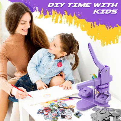 Image de Machine à boutons carrés - Kit de machine à boutons manuelle - 50 x 50 mm - Rotative - Avec moule - Pour aimants de réfrigérateur et épingles - Coffret violet