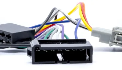 Immagine prodotto di Adattatore Einparts per autoradio aftermarket con connettore ISO per Chrysler Dodge