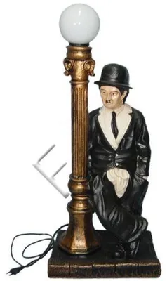 Produktbild von Design Figur mit Lampe Statue Skulptur Figuren Skulpturen Dekoration Deko Neu
