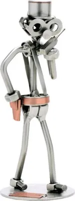 Image de Figurine en métal fabriquée à la main « Flic » – Pièce unique en acier et cuivre