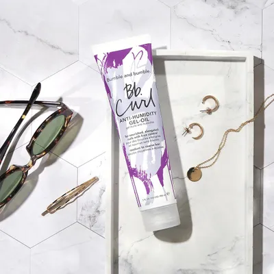 Produktbild von Bumble and bumble. Bb. Curl Anti-Humidity Gel Oil 150ml - Anti-Frizz-Öl-Gel