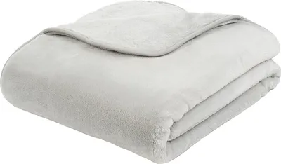 Produktbild von Gözze Kuscheldecke Cashmere-Feeling Premium 180 x 220 cm silber (90)