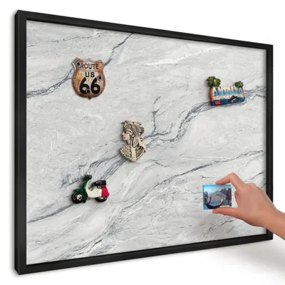 Produktbild von Magnettafel 70x50 cm mit schwarzem Rahmen - Magnetische Metalltafel, Magnetpinnwand zur Wandmontage für Wohnzimmer, Küche, Flur, Kinderzimmer und Büro - Graue Eleganz