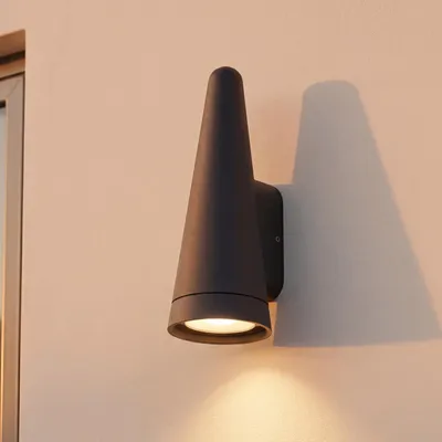 Produktbild von Wandlampe außen H: 22,1 cm Aluminium in Schwarz Downlight für GU10 Fassadenstrahler Haus Hof Wandleuchte