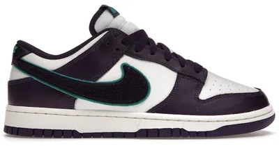 Zdjęcie produktu dla Nike Dunk Low Chenille Swoosh w kolorze białym (Sail) z fioletowymi detalami - rozmiar EU 44