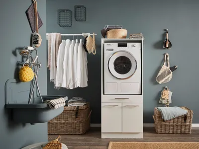 Produktbild von Waschmaschinenumbauschrank >LAUNDREEZY< in weiß - 67,5x162x67,5 (BxHxT)