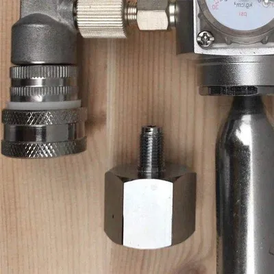 Produktbild von CO2 Regulator Mini für Heimbrau Bier 3/8-24UNF auf 6ACME Adapter