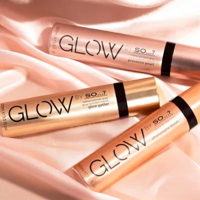 Produktbild von Glow By So - Intensive Funkenparfüm-Bodyspray - Champagne Blush 100ml