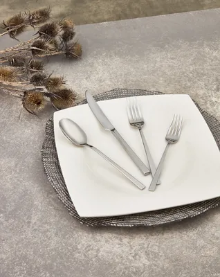 Produktbild von Hermia Concept, Hochwertiges Besteckset (24 Teile), 100% Edelstahl, Silber | 6 Esslöffel (20 x 4,5 cm), 6 Gabeln (20,5 x 2,5 cm), 6 Messer (23 x 2 cm), 6 Dessertgabeln (18 x 2,5 cm) | Elegantes und funktionales Design für jeden Tisch.