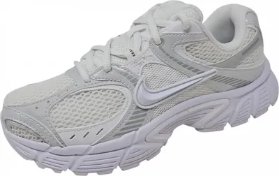 Produktbild von Nike V5 RNR Sneaker Weiß