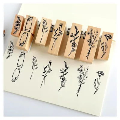 Produktbild von 8 Stück Holzstempel Blumen, Stempelset für Bastelarbeiten mit Pflanzenmotiven für Kartengestaltung, Scrapbooking und Tagebücher