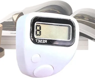 Productafbeelding van Vingerteller Clicker Ring - Digitale Teller - Nauwkeurig Tellen - Stil Mechanisme - Vijf Cijfers - Wit