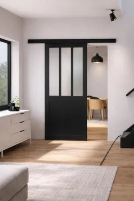Immagine prodotto di Porta scorrevole da officina nera con vetro depoli H204 x L83 cm, binario in alluminio con banda nera, GD MENUISERIES
