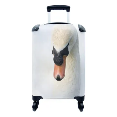 Produktbild von MuchoWow® Koffer Handgepäck Trolley Rollkoffer Kleine Reisekoffer mit 4 Rollen - Porträt Weißer Schwan - Cabin Size < 55x40x23 cm & 55x40x20 cm - Fotokoffer - Kabinenkoffer - Boardgepäck - Reise-Box - Reisekoffer - Reisegepäck - Koffer mit Bild - Trolley für Kinder