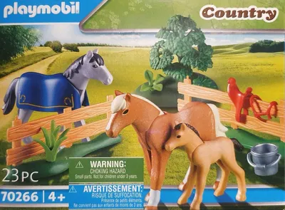 Produktbild von PLAYMOBIL 70266 Country Reiterhof Pferdekoppel - Pferde Spielzeug Set - Reiterhof Spielset Bauernhof Set Pferdekoppel und Reitstall für Kinder - Pferdehof Spielzeug