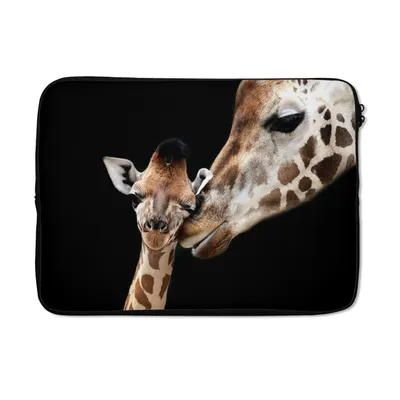 Produktbild von MuchoWow® Laptop Hülle 14 ZollGiraffe - Tiere - Schwarz - Porträt - Tiere Laptoptasche - Laptoptasche - Stoßsicher - Schutzhaube