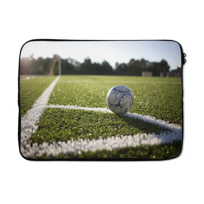 Produktbild von MuchoWow® Laptop Hülle 14 ZollDer Ball ist auf der Eckstoßlinie Laptoptasche - Laptoptasche - Stoßsicher - Schutzhaube