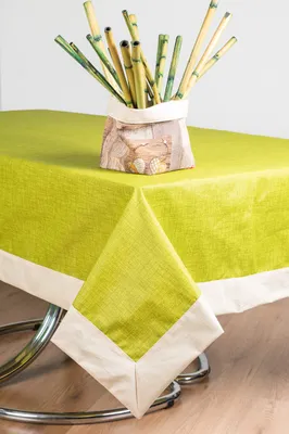 Tischdecke rechteckig schmutzabweisend 136x240 cm grün-beige