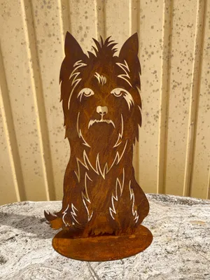 Produktbild von Edelrost Hund Terrier sitzend auf Platte 50x27cm Edelrost Gartendeko Gartenfigur Rost Metall Rostfigur Hund Tier