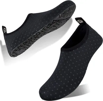 Produktbild von Wasserschuhe, Größe 40-45, Neopren, Gummisohle, atmungsaktiv und flexibel, für Strandaktivitäten